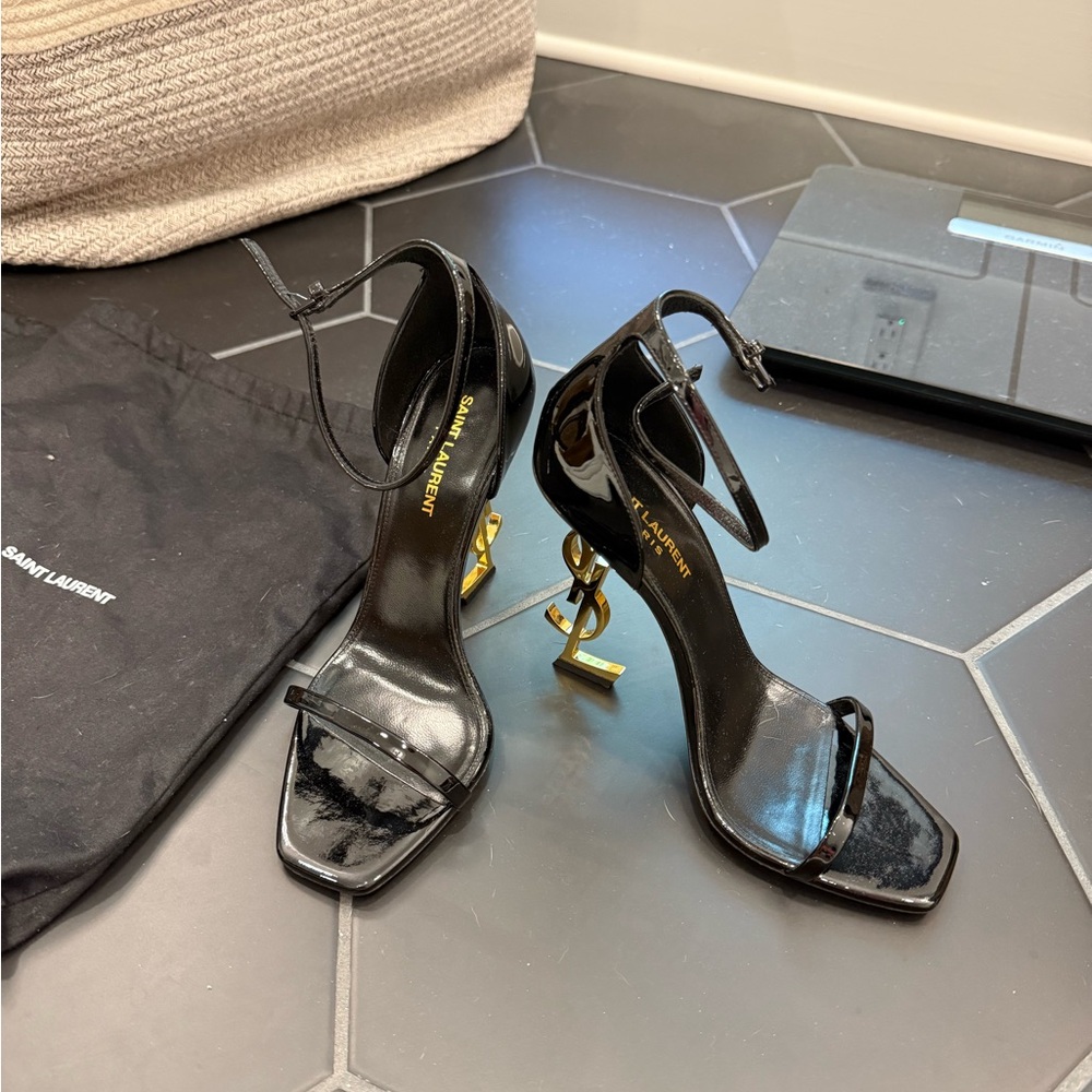 Saint Laurent Opyum YSL Logo-Heel Sandals with Golden Hardware. Size 39